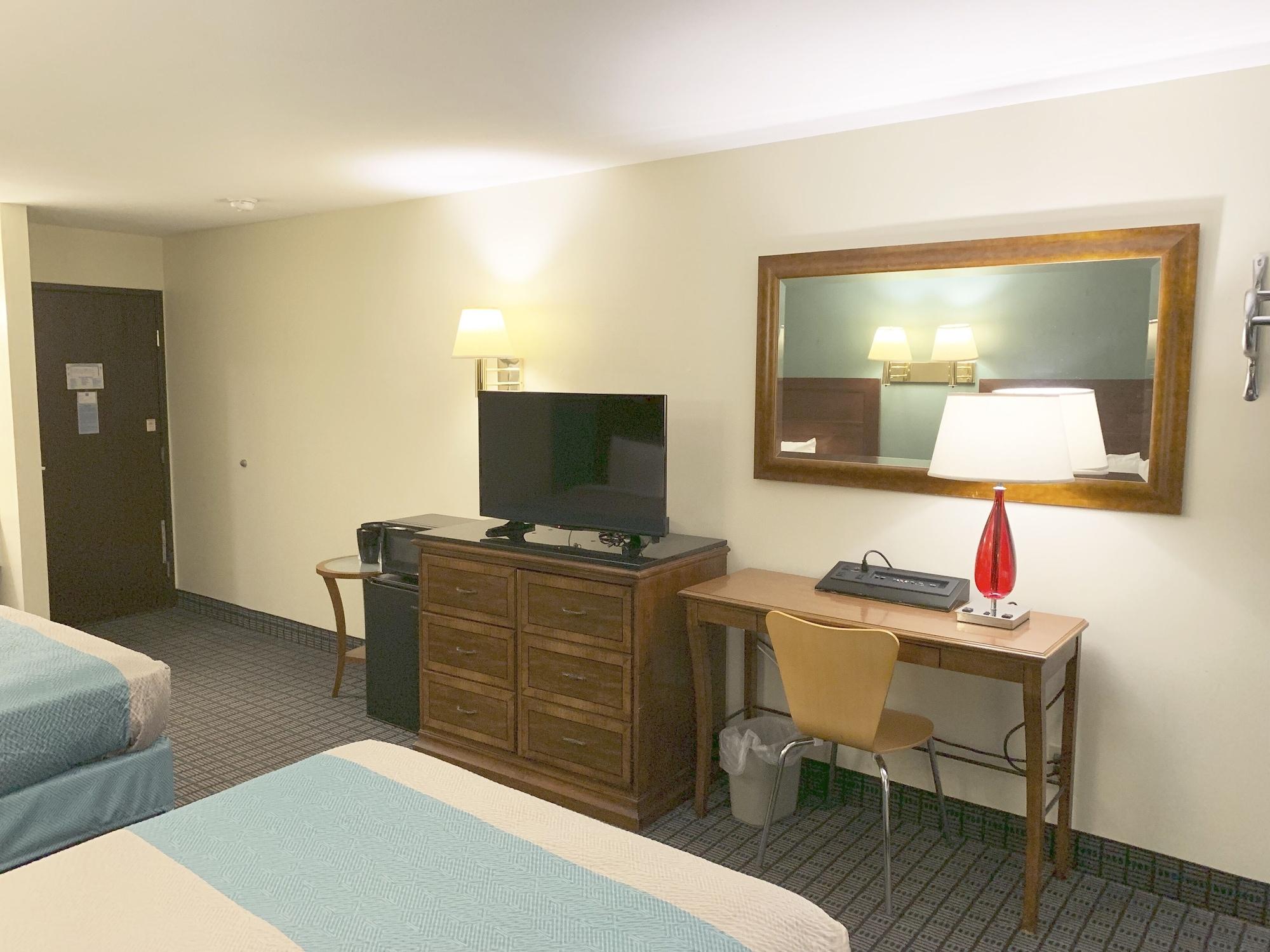 6 Mcgraw, Ny - Cortland Hotel 2*