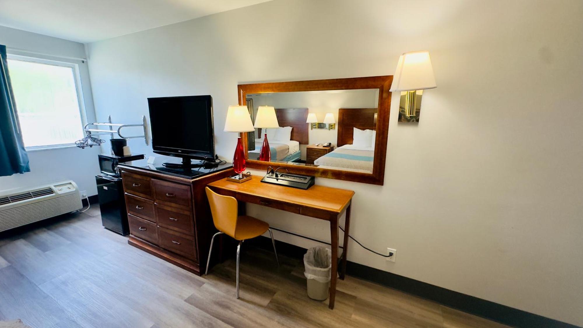 6 Mcgraw, Ny - Cortland Hotel McGraw