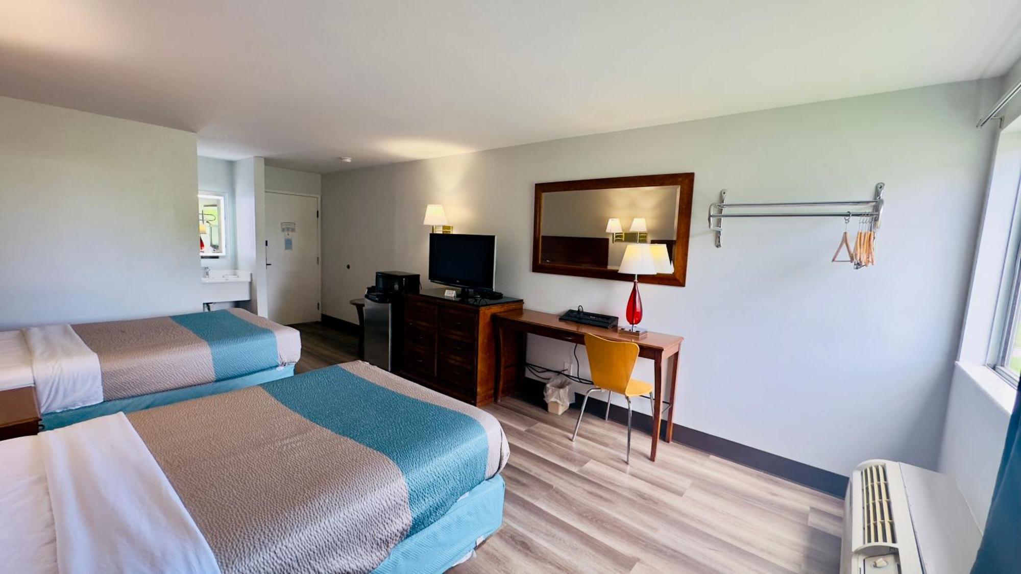 6 Mcgraw, Ny - Cortland Hotel